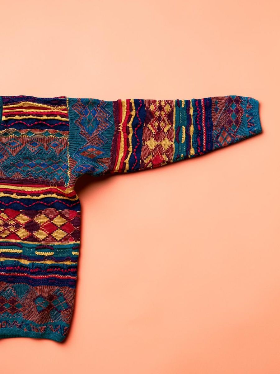 Coogi knitted wool 3D sweater — 3