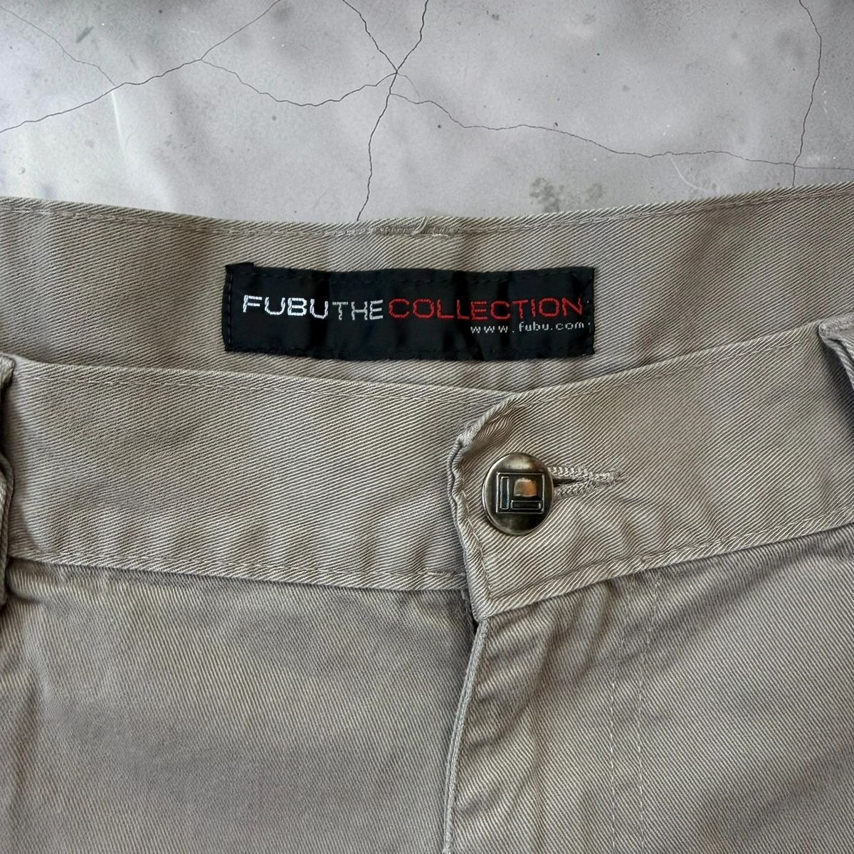 Vintage Fubu baggy cargo shorts — 8