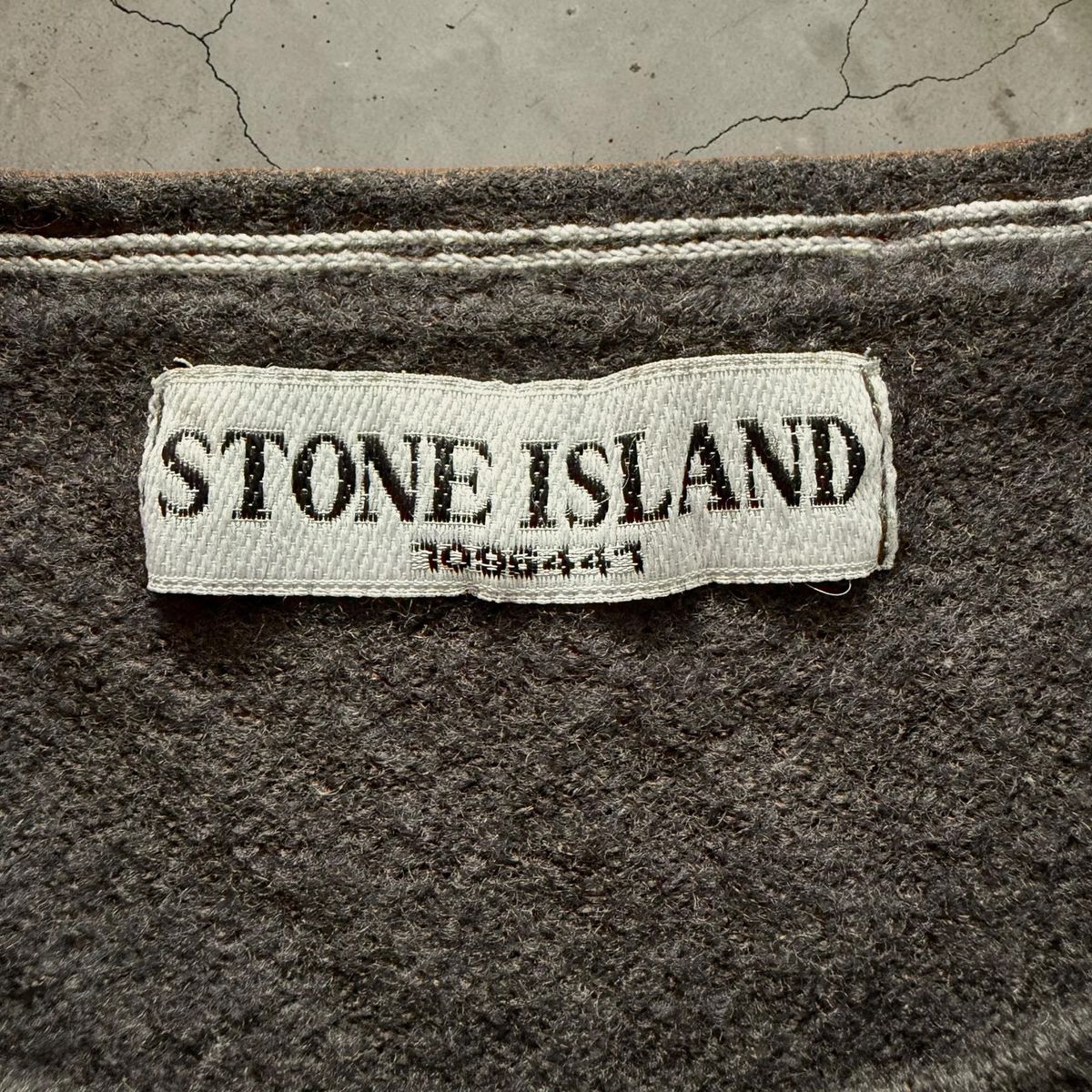 Vintage Autumn / Winter 2007 Stone Island wool knitted brown sweater — 5