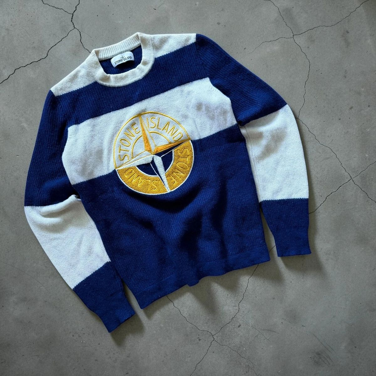 Autumn / Winter 2018 Stone Island knitted multi color compass wool sweater — 2