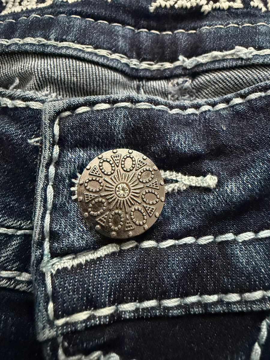 Blue Monkey y2k Miss me / Rock Revival embroidered jeans — 7