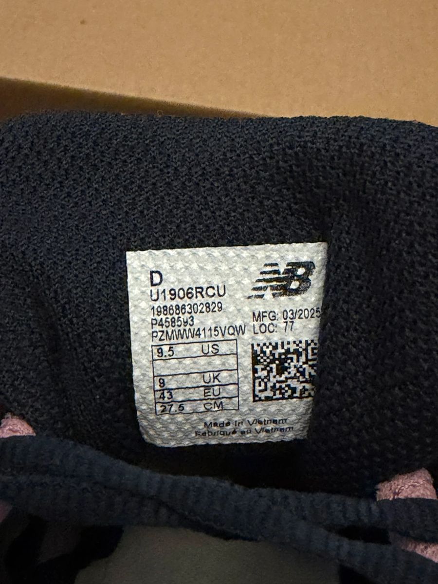 New Balance 1906 black / pink sneakers — 5