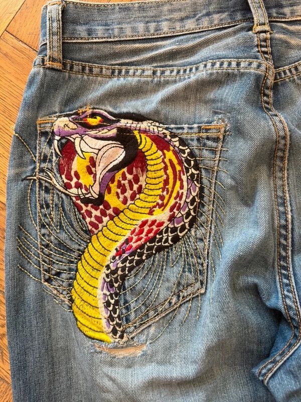 Ed Hardy y2k baggy embroidered jeans — 4