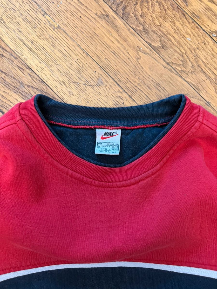 Vintage 90s Nike crewneck sweater — 4