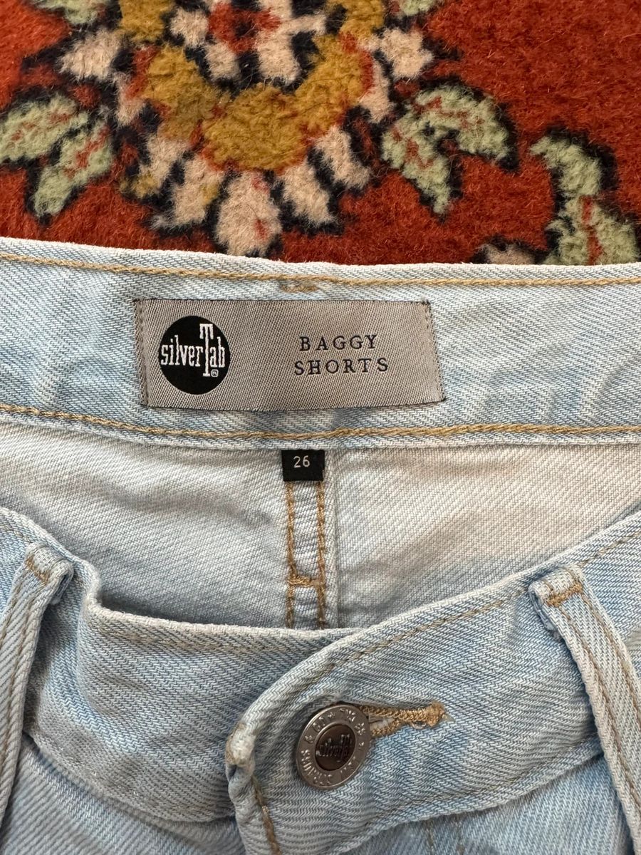 Levi’s silvertab baggy denim shorts — 2