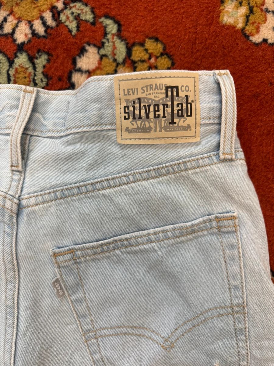 Levi’s silvertab baggy denim shorts — 4