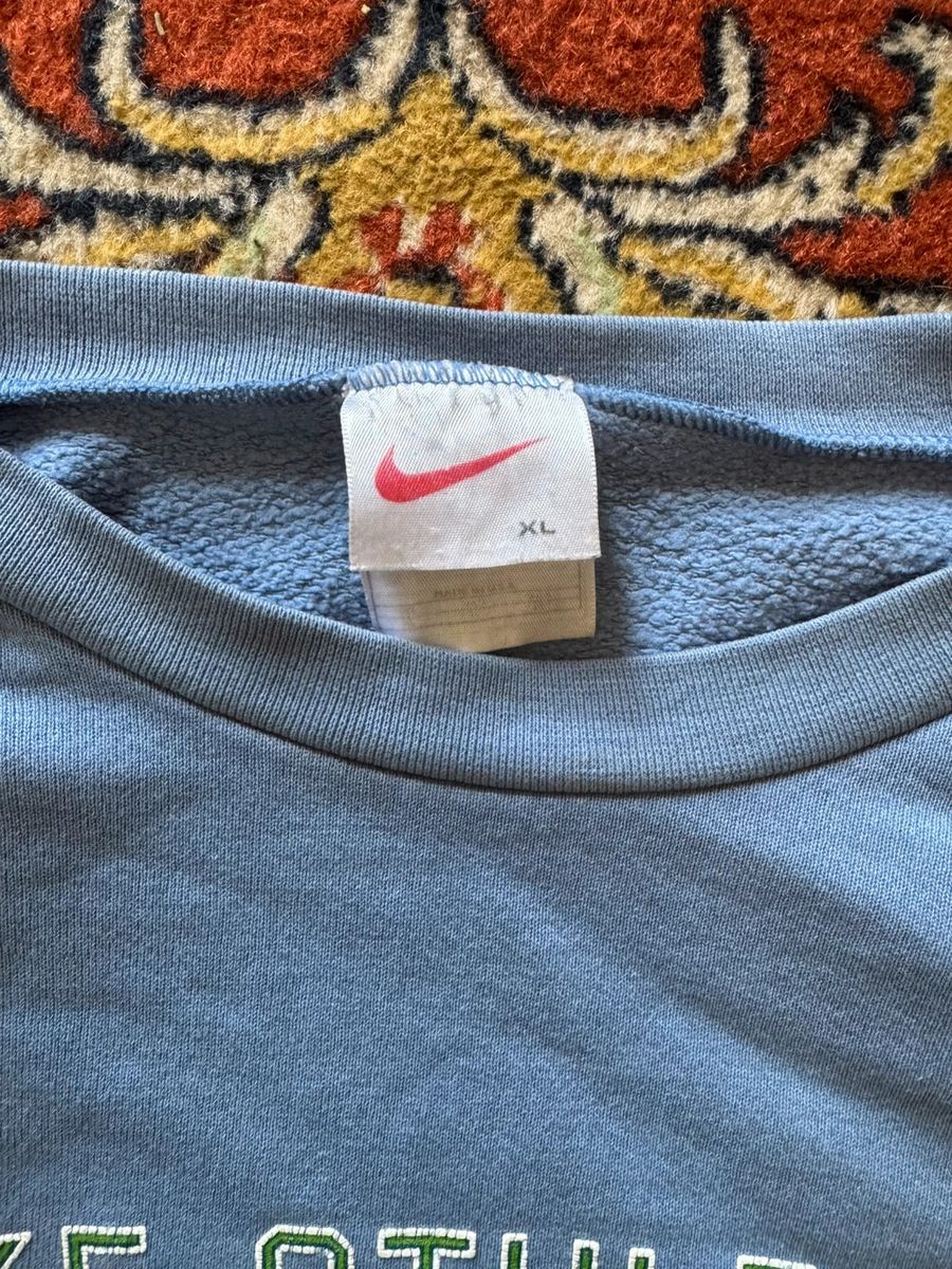 Vintage 90s Nike crewneck — 3