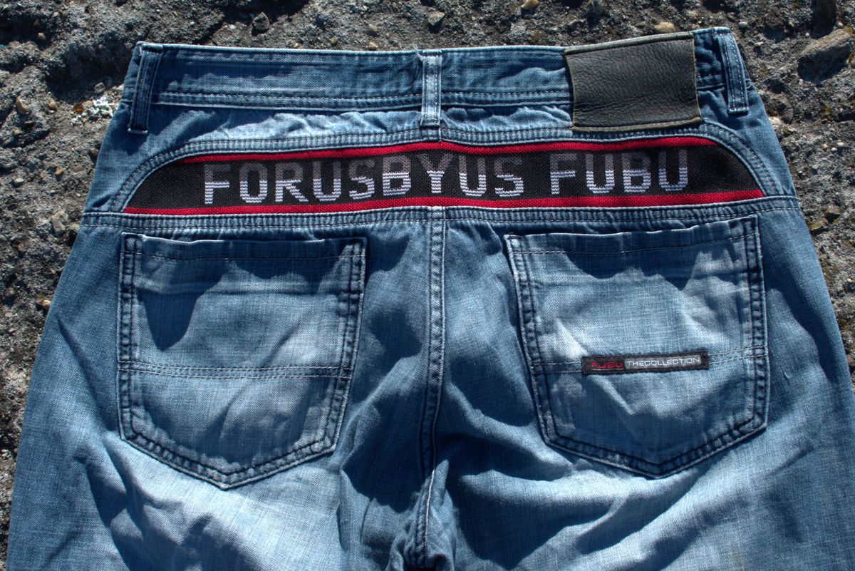 Vintage Fubu baggy jeans — 2